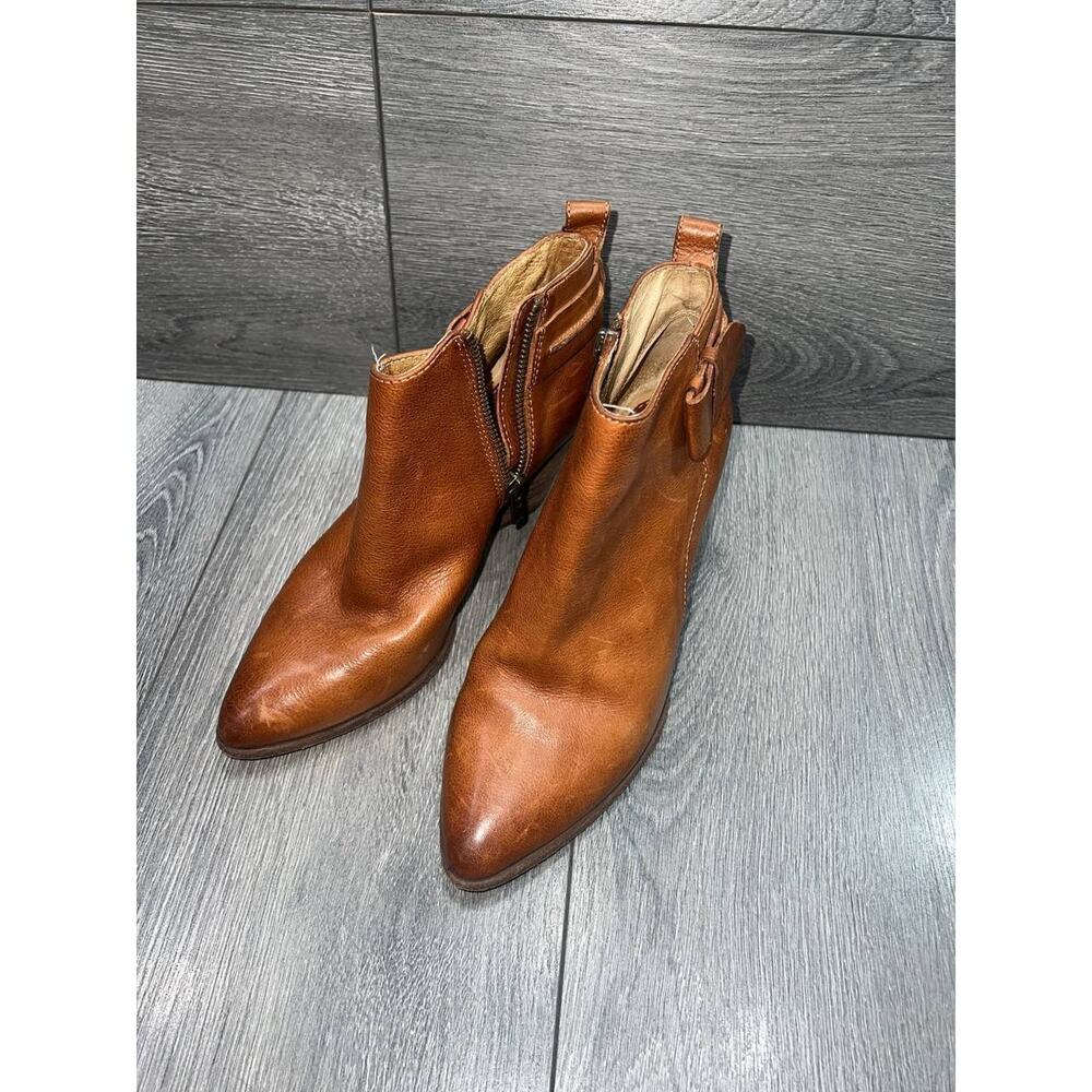 Frye Women's Carmel Full Grain Leather Zip Short Boots Y2K cognac Size 7 S000142 - Picture 2 of 11